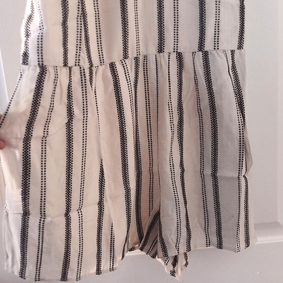 LOFT Boho Striped Sleeveless Romper Size Medium Neutral Minimalist - Picture 6 of 10